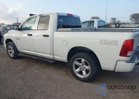 2009 Dodge Ram 1500 St z USA, uszkodzony, nr VIN 1D3HV18P29S815028